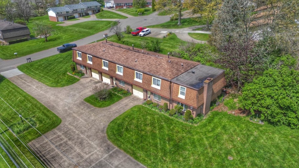 Kiko Realtors, Auctioneers, Advisors Triplex On 1 Acre